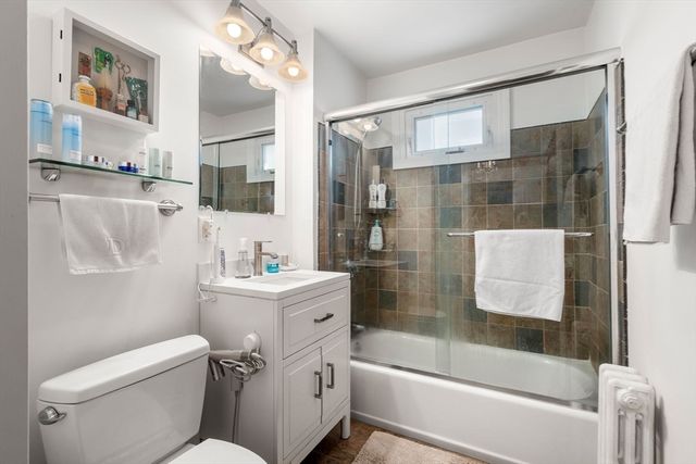 41 Governor Winthrop Road 1, Somerville, MA 02145
