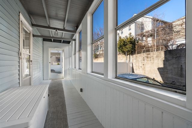 41 Governor Winthrop Road 1, Somerville, MA 02145