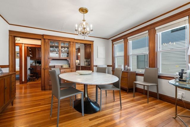 41 Governor Winthrop Road 1, Somerville, MA 02145