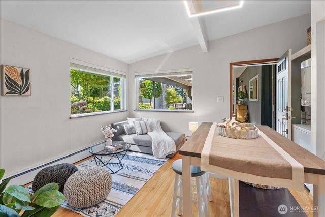 11808 Marine View Drive SW, Burien, WA 98146