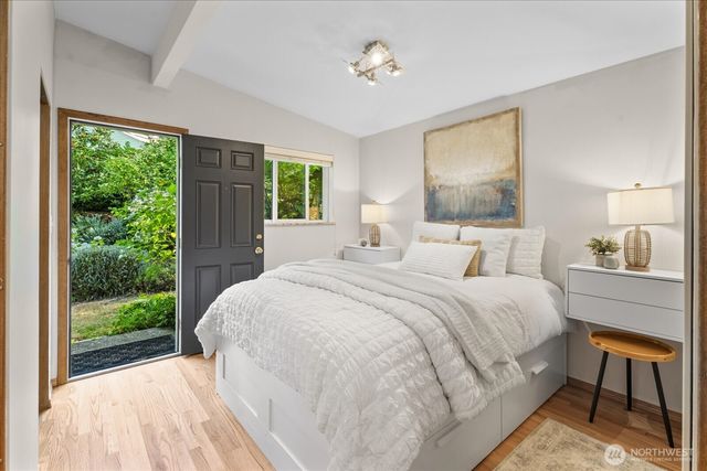 11808 Marine View Drive SW, Burien, WA 98146