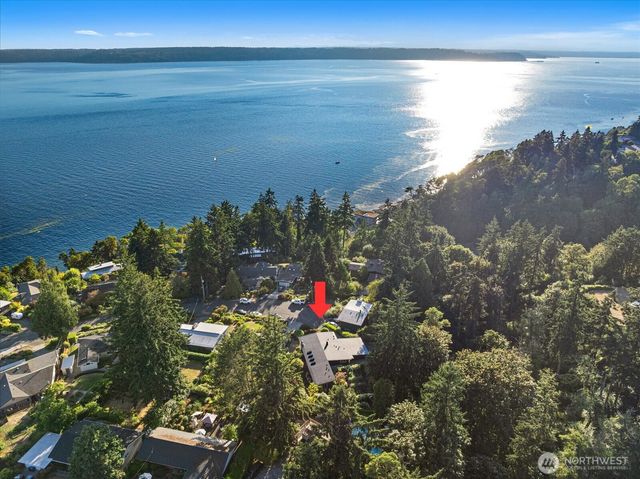 11808 Marine View Drive SW, Burien, WA 98146
