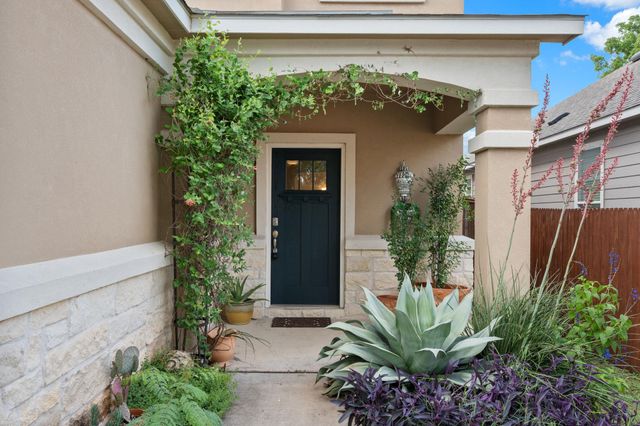 904 Emory Tree DR, Austin, TX 78748