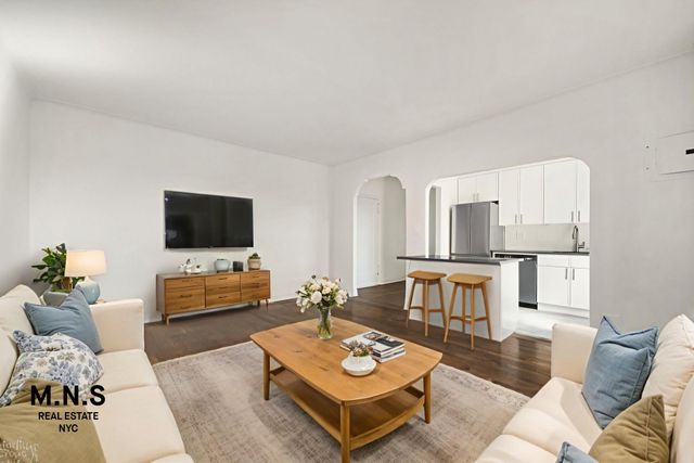 3545 81st St Apt F6, New York City, NY 11372