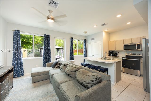 20828 NW 9 Path, Miami Gardens, FL 33169