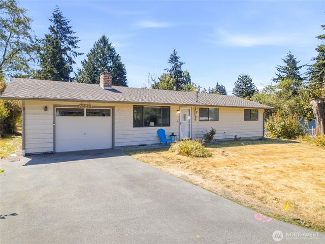 2449 SW 328th Street, Federal Way, WA 98023