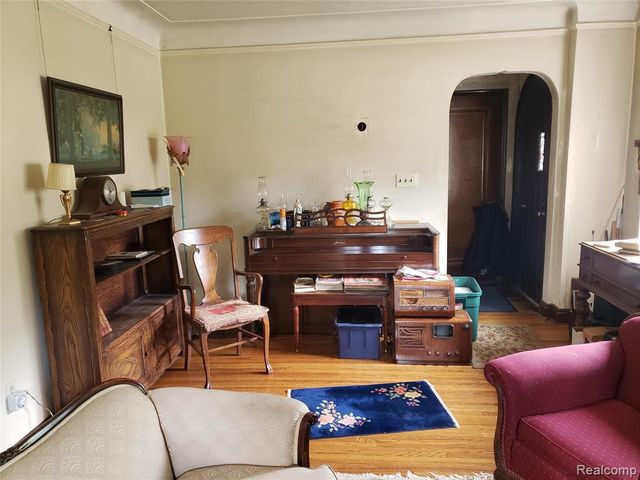 426 S Waverly Street, Dearborn, MI 48124