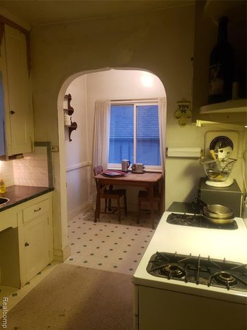 426 S Waverly Street, Dearborn, MI 48124