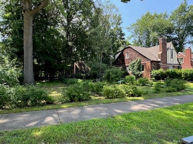 426 S Waverly Street, Dearborn, MI 48124