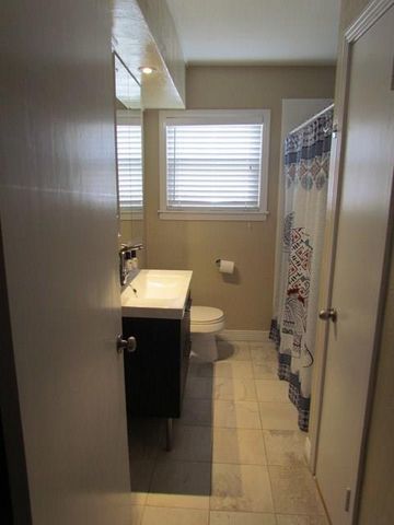 1709 Gardenia Drive, Houston, TX 77018