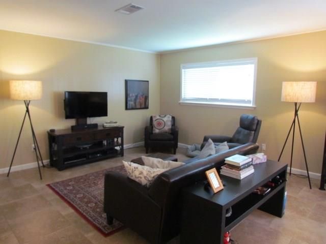 1709 Gardenia Drive, Houston, TX 77018