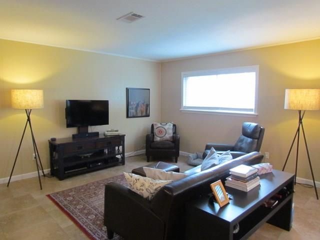 1709 Gardenia Drive, Houston, TX 77018