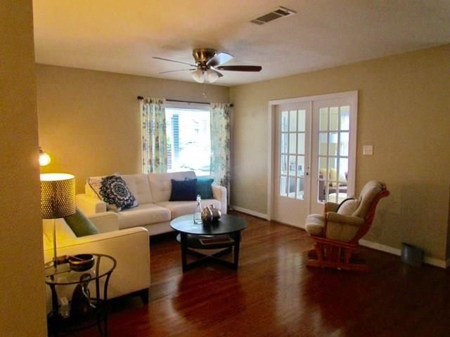 1709 Gardenia Drive, Houston, TX 77018