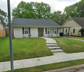 1709 Gardenia Drive, Houston, TX 77018