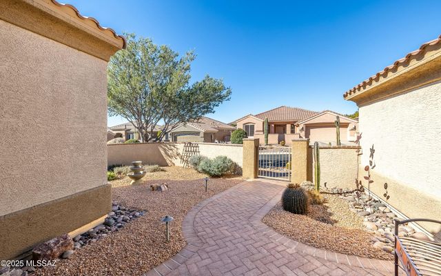 5117 W Desert Eagle Circle, Marana, AZ 85658