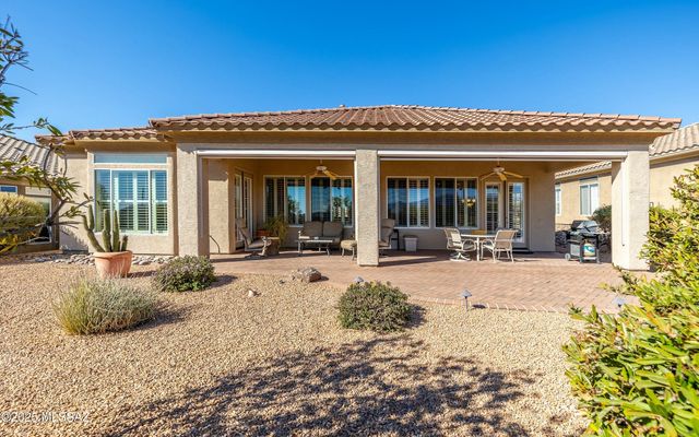 5117 W Desert Eagle Circle, Marana, AZ 85658