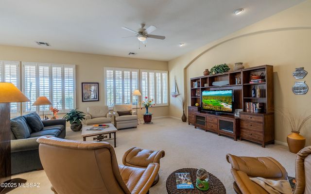 5117 W Desert Eagle Circle, Marana, AZ 85658