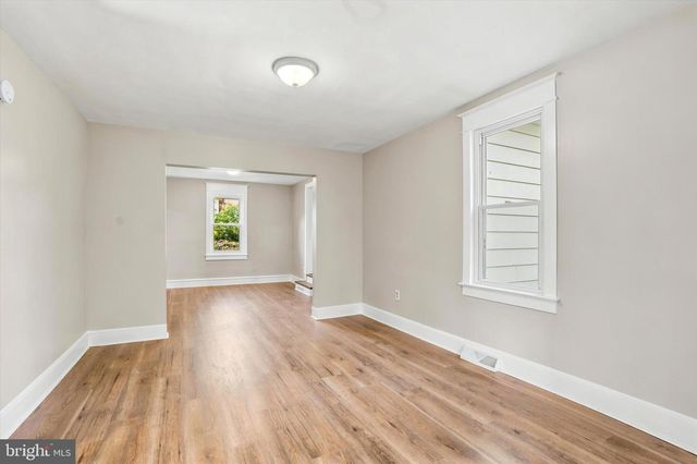 4 BORATEN RD, Royersford, PA 19468