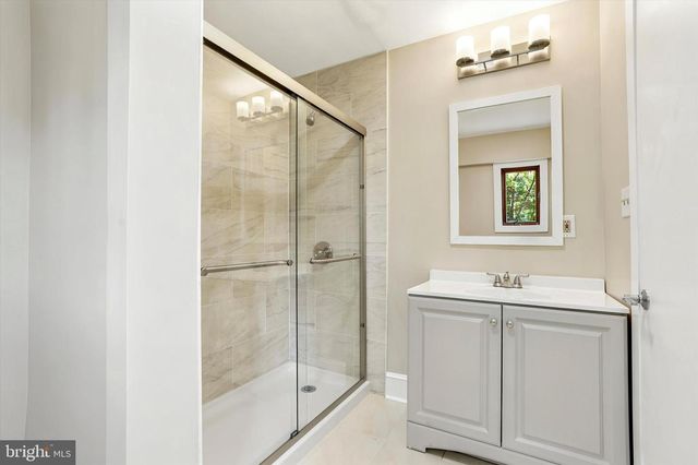 4 BORATEN RD, Royersford, PA 19468