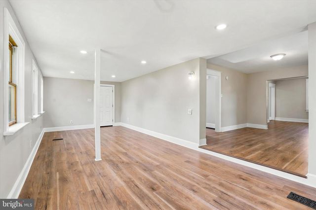 4 BORATEN RD, Royersford, PA 19468