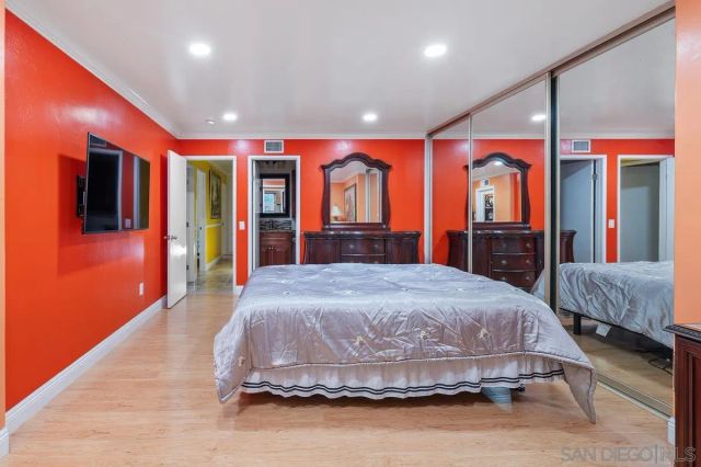 10343 Greenford Dr, San Diego, CA 92126