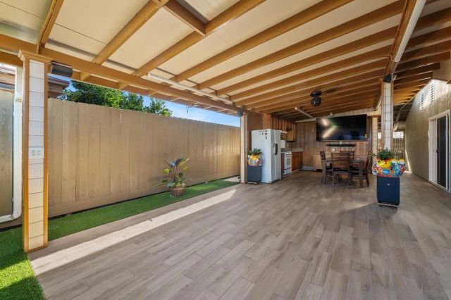 10343 Greenford Dr, San Diego, CA 92126