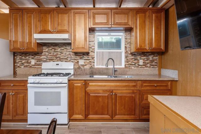 10343 Greenford Dr, San Diego, CA 92126