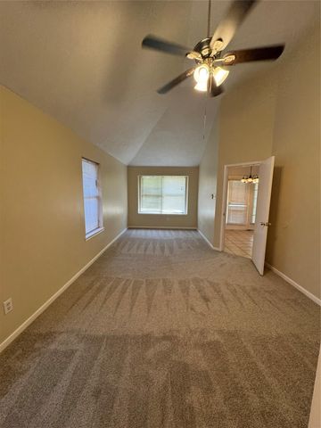 4707 Innsbruk Drive, Houston, TX 77066