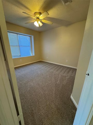 4707 Innsbruk Drive, Houston, TX 77066