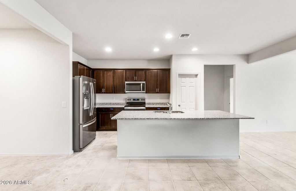 42915 W PALO NUEZ Street, Maricopa, AZ 85138 — photo 2