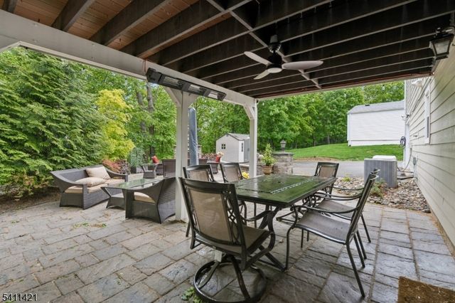 60 Edgemere Rd, Livingston Twp., NJ 07039