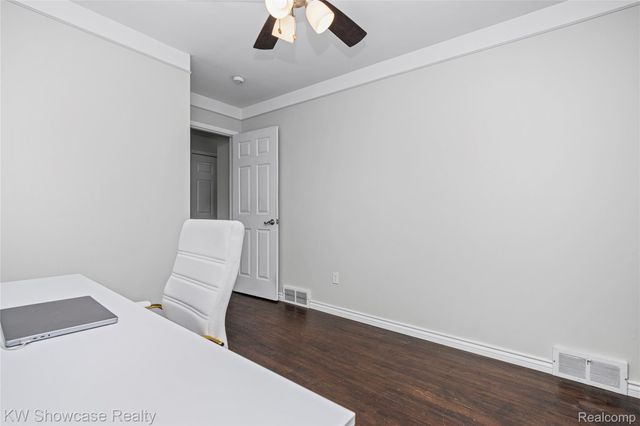20125 Ledgestone Street, Southfield, MI 48076