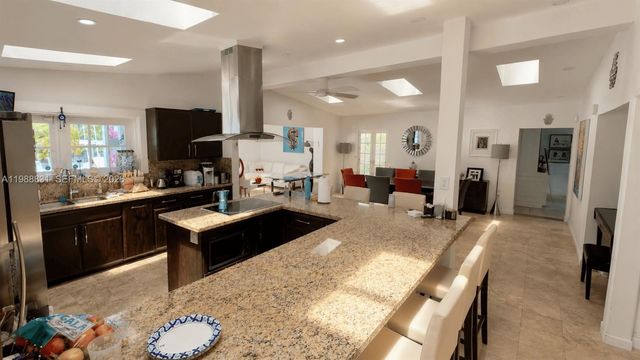 1805 Keystone Blvd, North Miami, FL 33181