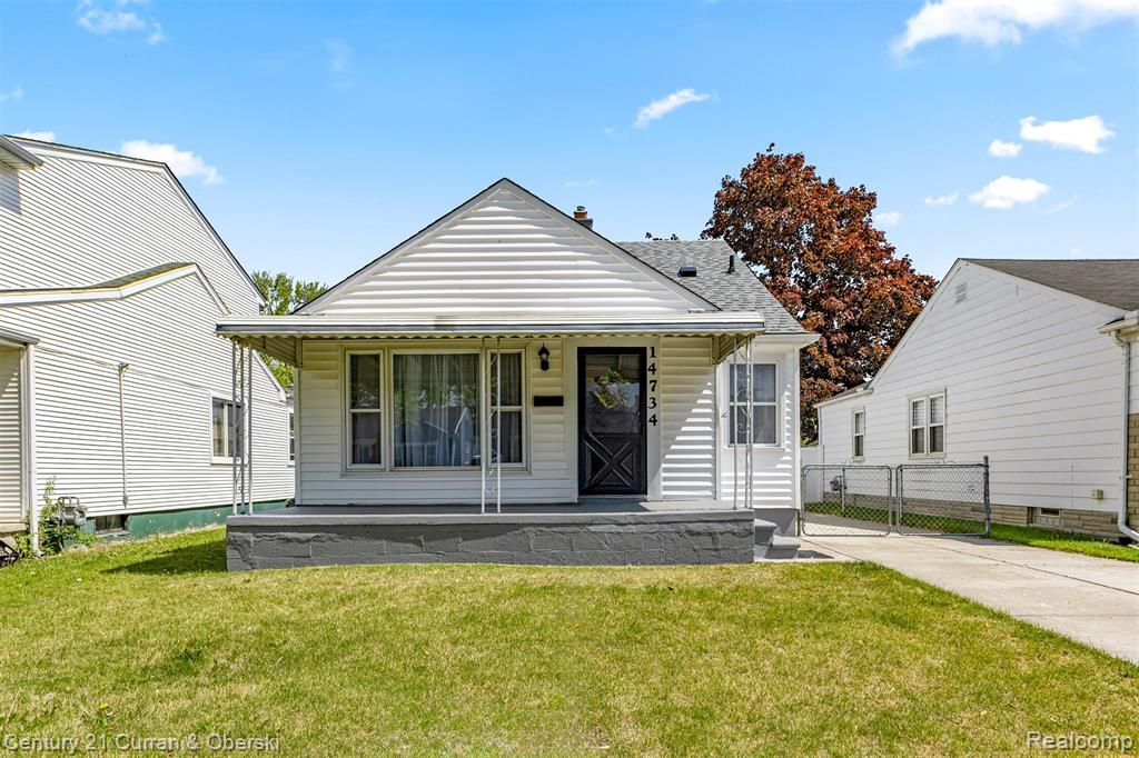 14734 College Avenue, Allen Park, MI 48101