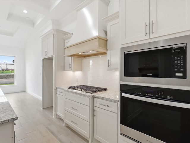 11605 Caracal Drive, Godley, TX 76044