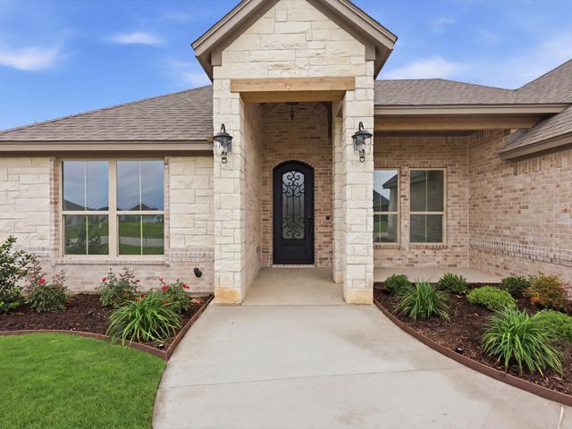 11605 Caracal Drive, Godley, TX 76044