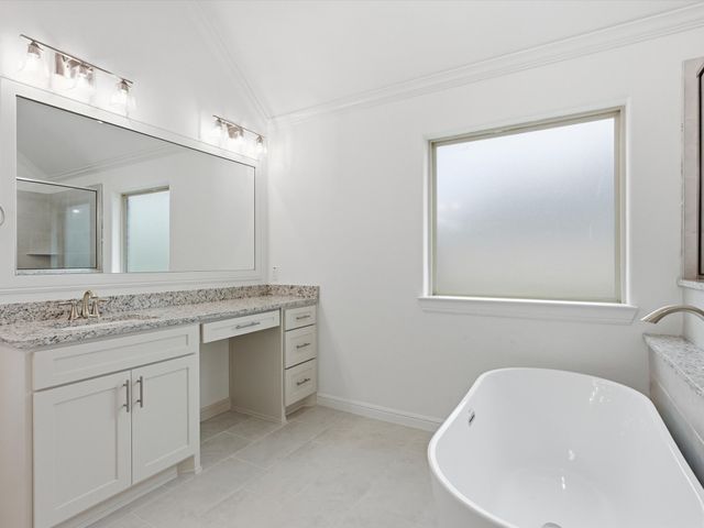 11605 Caracal Drive, Godley, TX 76044