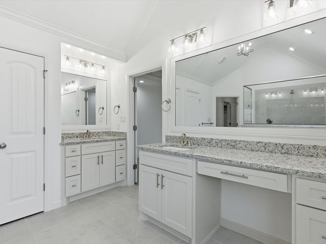 11605 Caracal Drive, Godley, TX 76044