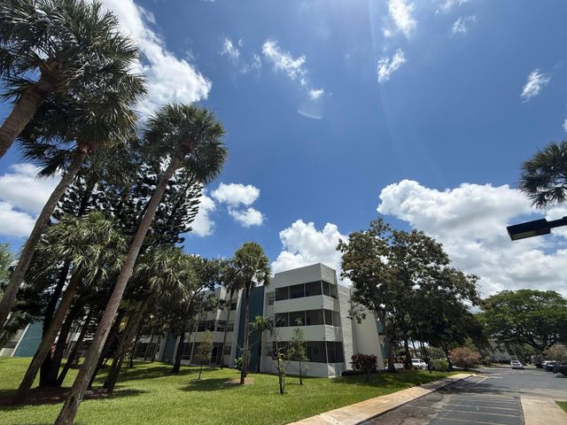 5155 E SABAL PALM Boulevard 209, Tamarac, FL 33319
