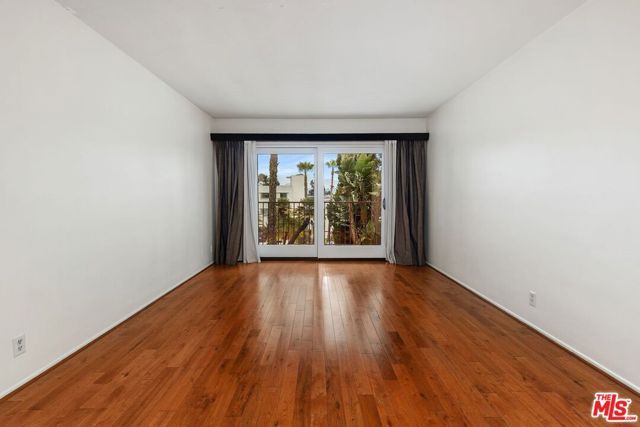 3407 Huxley Street 29, Los Angeles, CA 90027