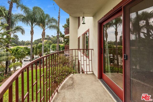 3407 Huxley Street 29, Los Angeles, CA 90027