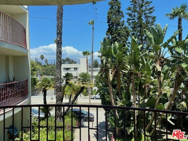 3407 Huxley Street 29, Los Angeles, CA 90027