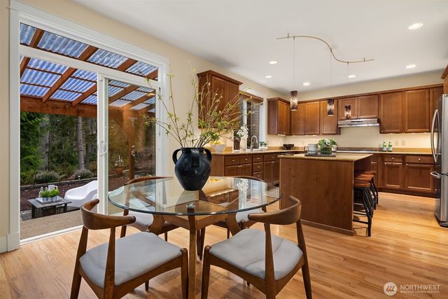 12612 Eagles Nest Drive, Mukilteo, WA 98275