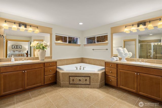 12612 Eagles Nest Drive, Mukilteo, WA 98275