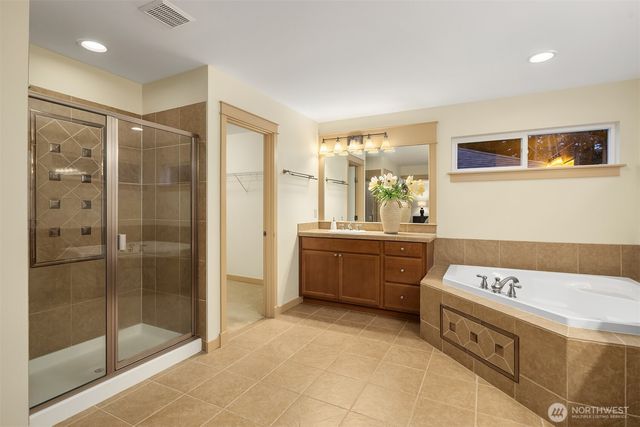 12612 Eagles Nest Drive, Mukilteo, WA 98275