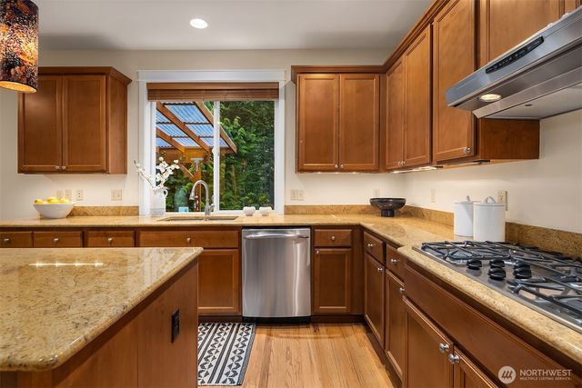 12612 Eagles Nest Drive, Mukilteo, WA 98275