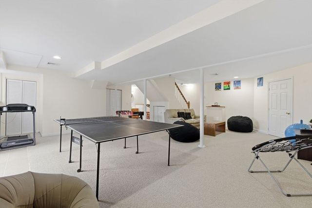 16 Windsor Rd, Shirley, MA 01464