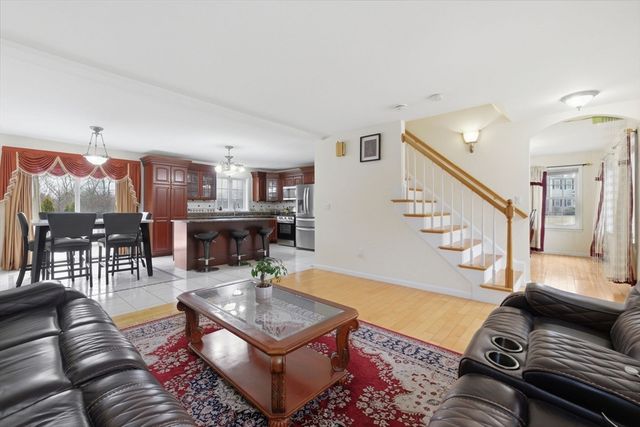 16 Windsor Rd, Shirley, MA 01464