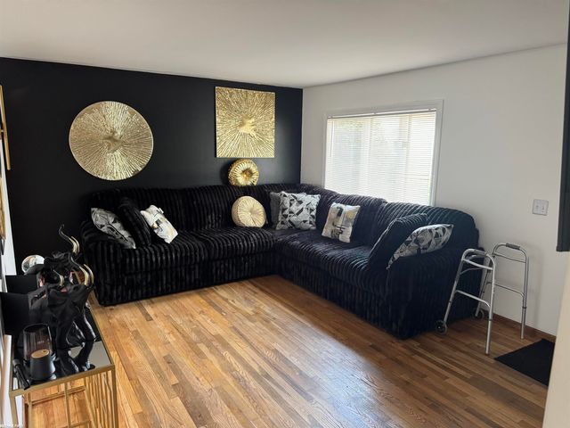 6095 S Mohawk Avenue, Ypsilanti Twp, MI 48197