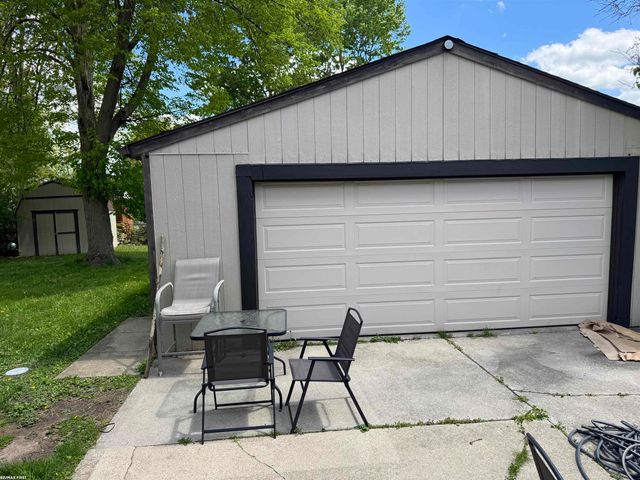 6095 S Mohawk Avenue, Ypsilanti Twp, MI 48197